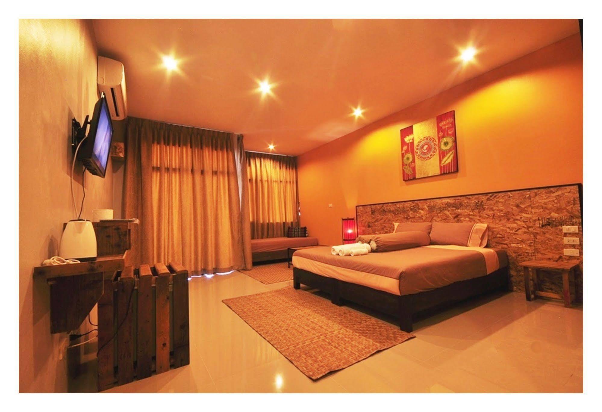 The Bedroom Nai Harn Beach Exterior photo
